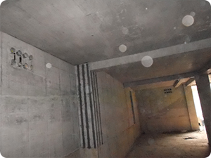 11.框架柱采用粘钢加固